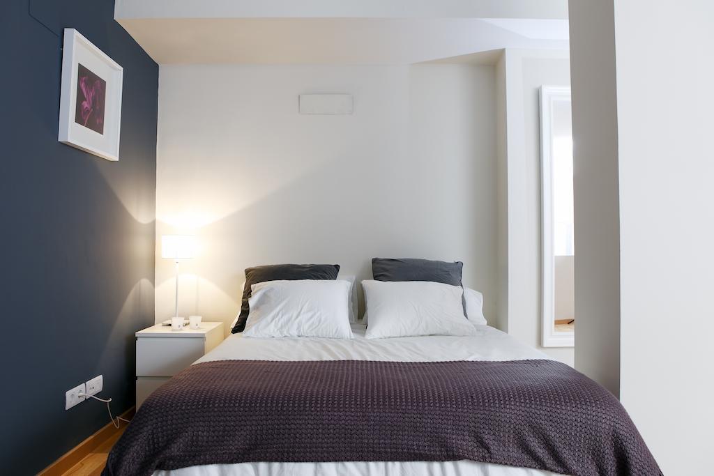 شقة Fira Duplex لوسبيتاليت دي يوبريغات الغرفة الصورة