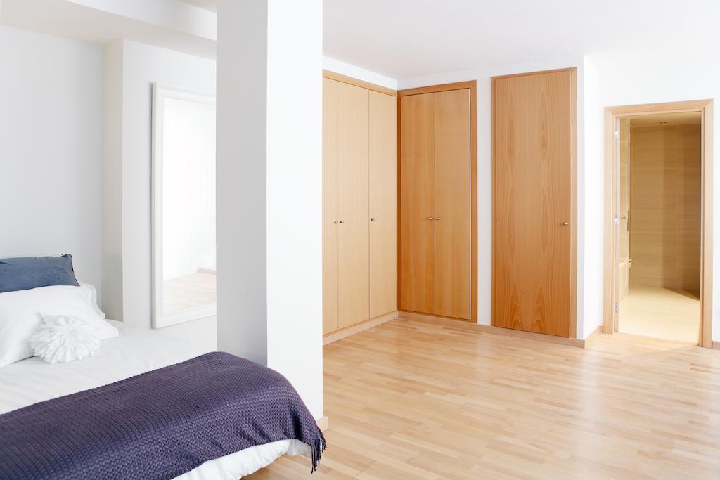 شقة Fira Duplex لوسبيتاليت دي يوبريغات الغرفة الصورة